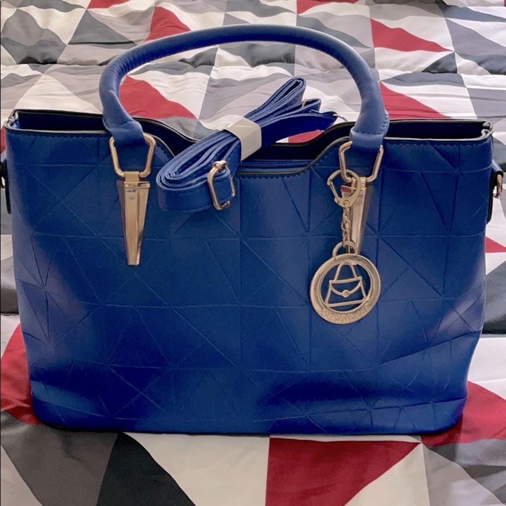Women’s Leather Shoulder Bag